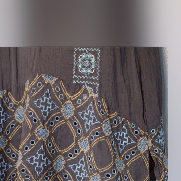 Johnny Was embroidered Tunic Top Blouse XS Cupro Rayon Bohemian - Picture 3 of 8